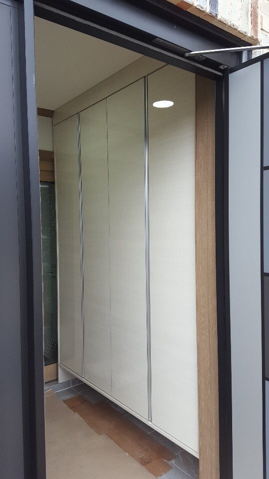 주택 신발장